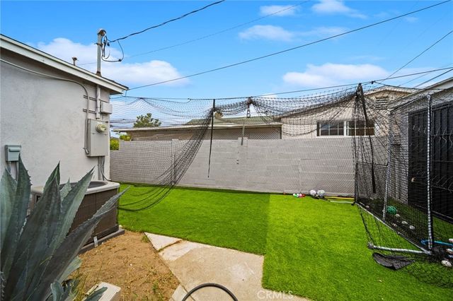 6522 Hereford, Los Angeles, CA 90022