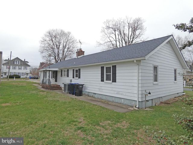 30 E MILL ST, Pedricktown, NJ 08067