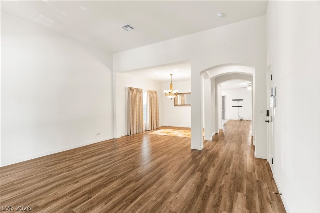 10646 Aphrodite Street, Las Vegas, NV 89183 — photo 5