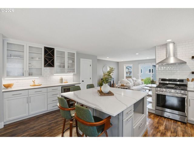 2428 Nw NORWOOD St, Camas, WA 98607