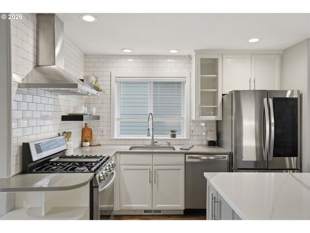 2428 Nw NORWOOD St, Camas, WA 98607