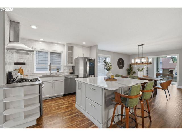 2428 Nw NORWOOD St, Camas, WA 98607