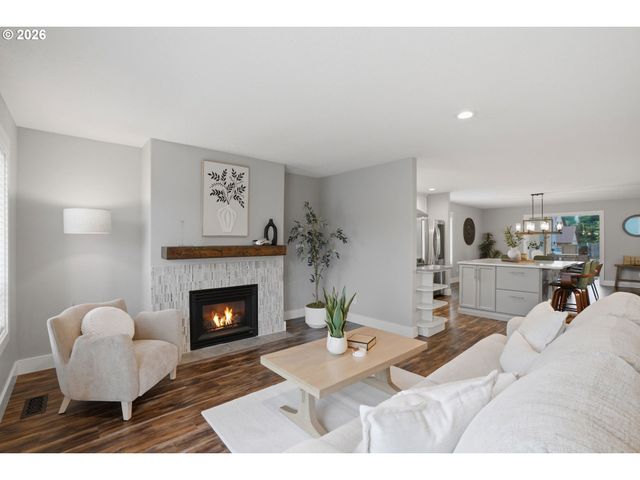 2428 Nw NORWOOD St, Camas, WA 98607