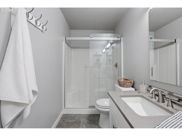 2428 Nw NORWOOD St, Camas, WA 98607