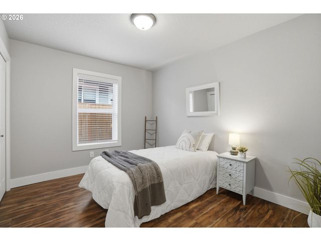 2428 Nw NORWOOD St, Camas, WA 98607