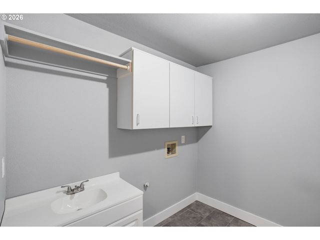 2428 Nw NORWOOD St, Camas, WA 98607