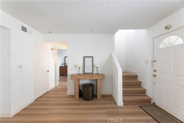 8800 Burnet 12, North Hills, CA 91343