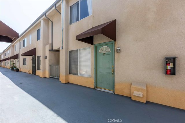 8800 Burnet 12, North Hills, CA 91343