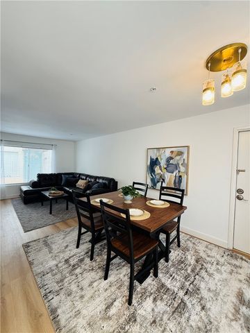 8800 Burnet 12, North Hills, CA 91343