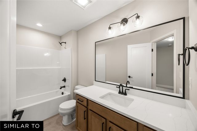2508 NW North Creek Court, Ankeny, IA 50023