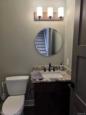 4225 W 14 Mile Road Suite 100, Royal Oak, MI 48073