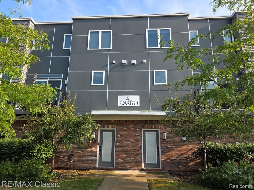 4225 W 14 Mile Road Suite 100, Royal Oak, MI 48073