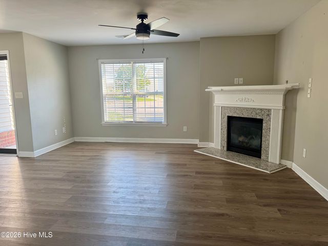 2502 Bluff View Court A, Greenville, NC 27834