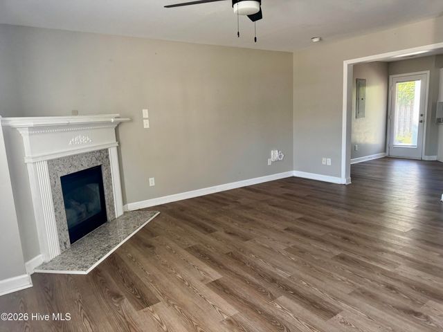 2502 Bluff View Court A, Greenville, NC 27834