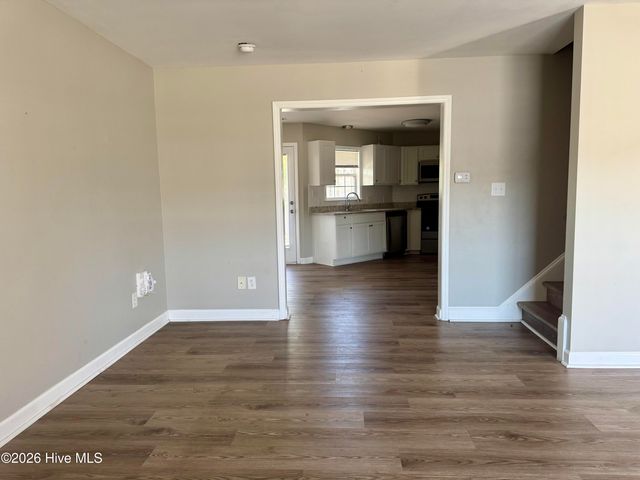 2502 Bluff View Court A, Greenville, NC 27834