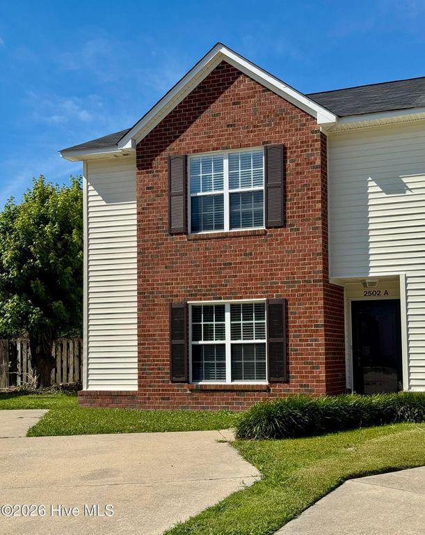 2502 Bluff View Court A, Greenville, NC 27834