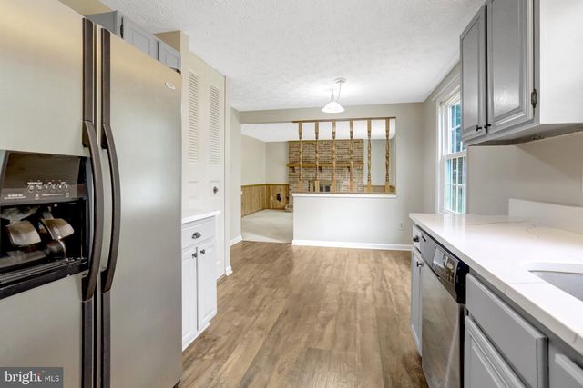 3381 MONARCH LN, Annandale, VA 22003