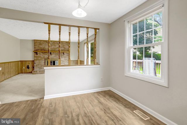 3381 MONARCH LN, Annandale, VA 22003