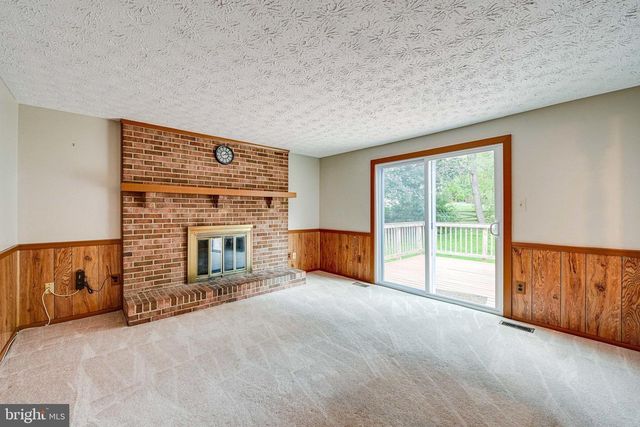 3381 MONARCH LN, Annandale, VA 22003