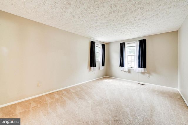 3381 MONARCH LN, Annandale, VA 22003
