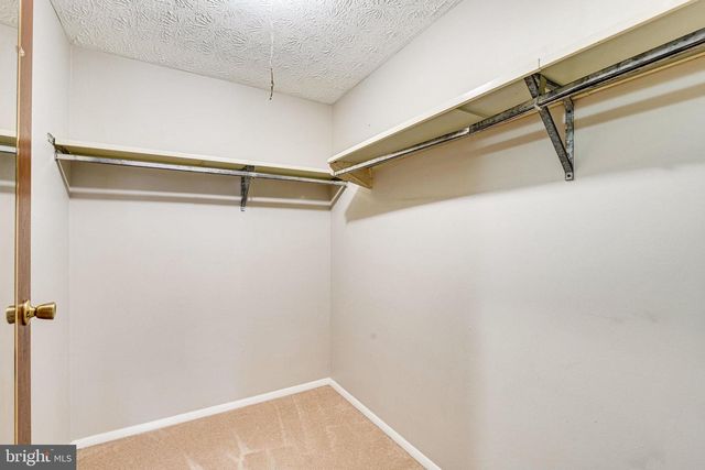 3381 MONARCH LN, Annandale, VA 22003