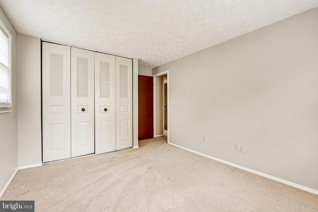 3381 MONARCH LN, Annandale, VA 22003