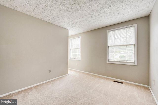 3381 MONARCH LN, Annandale, VA 22003