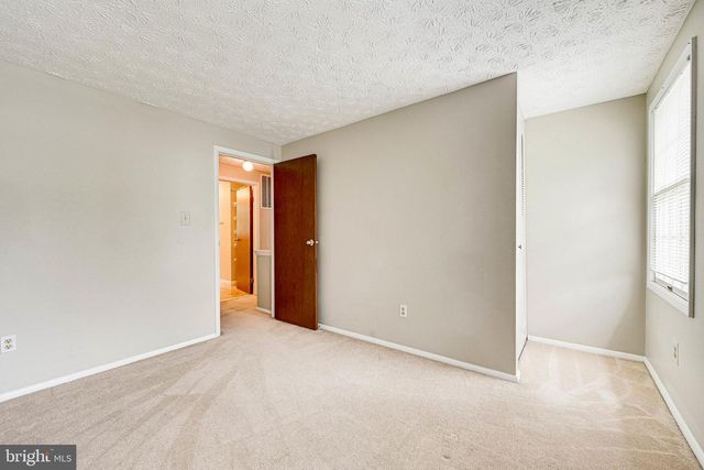 3381 MONARCH LN, Annandale, VA 22003