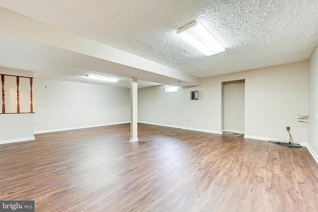 3381 MONARCH LN, Annandale, VA 22003