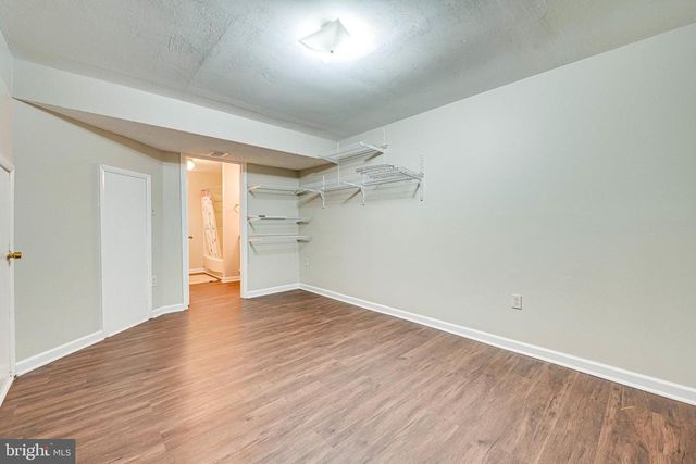 3381 MONARCH LN, Annandale, VA 22003