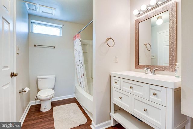 3381 MONARCH LN, Annandale, VA 22003