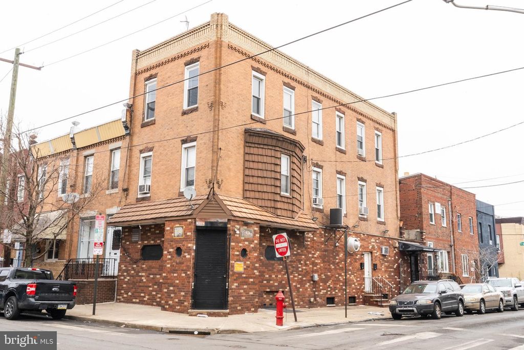 1953 S 11TH ST, Philadelphia, PA 19148