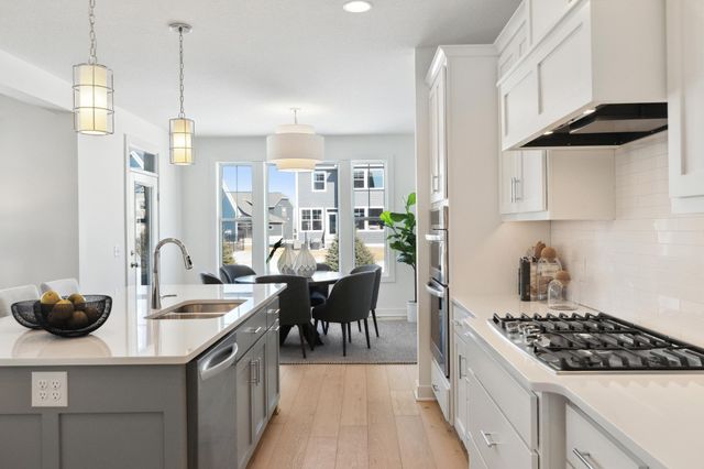 6220 134th Street N, Hugo, MN 55038