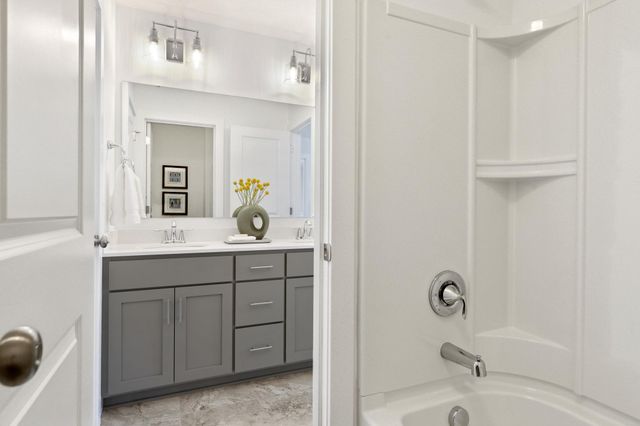 6220 134th Street N, Hugo, MN 55038