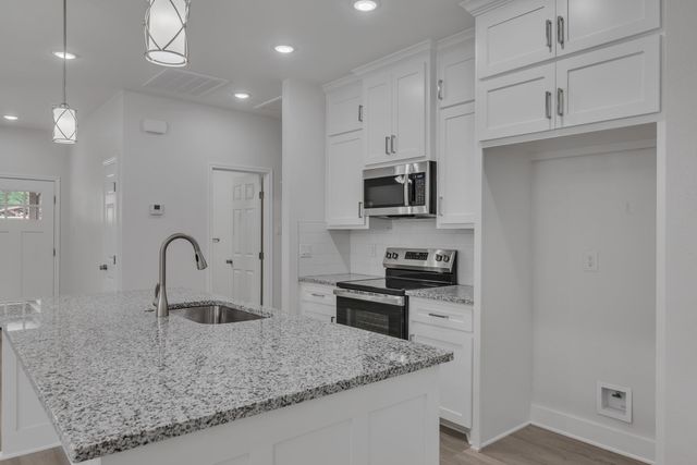 121 Electra, Longview, TX 75602
