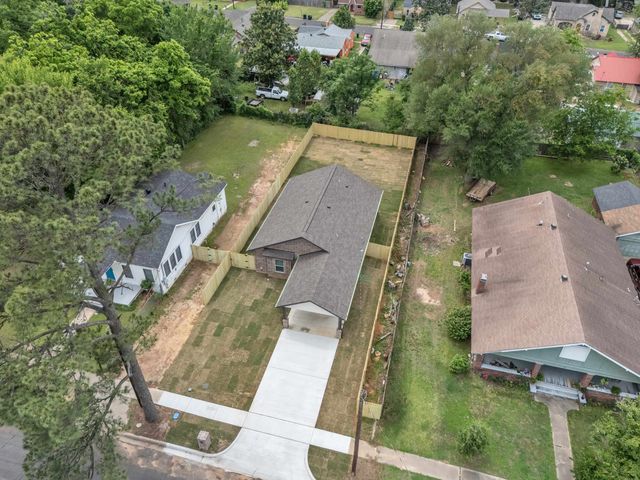 121 Electra, Longview, TX 75602