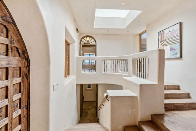 35 Sage Circle, Santa Fe, NM 87506