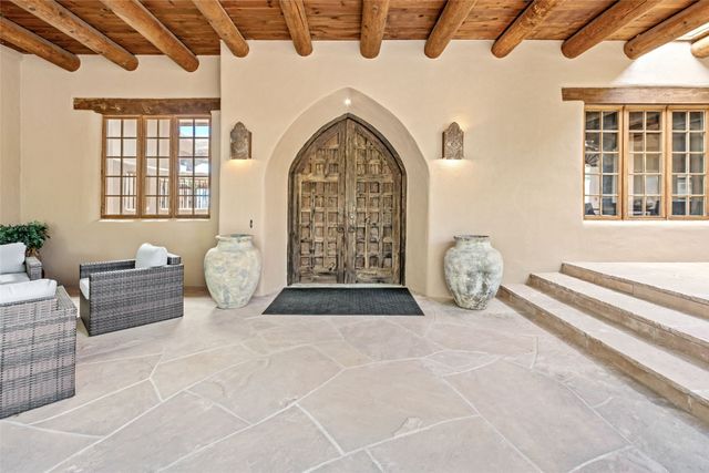 35 Sage Circle, Santa Fe, NM 87506