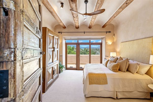 35 Sage Circle, Santa Fe, NM 87506