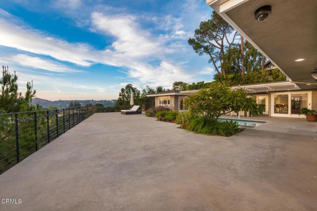 9633 Highridge Drive, Beverly Hills, CA 90210