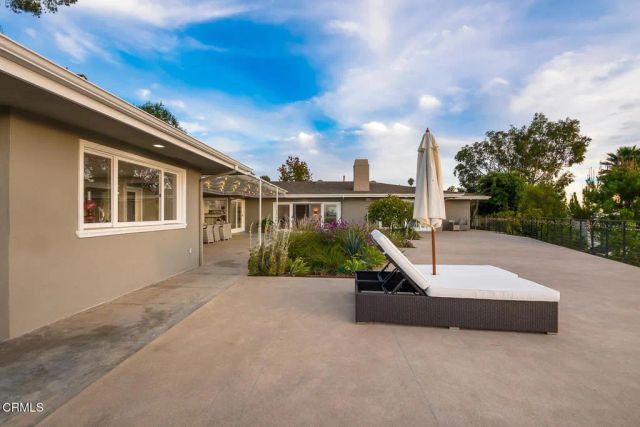 9633 Highridge Drive, Beverly Hills, CA 90210