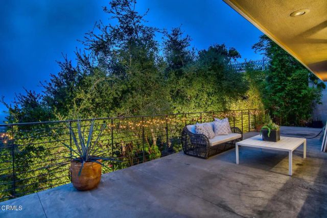 9633 Highridge Drive, Beverly Hills, CA 90210