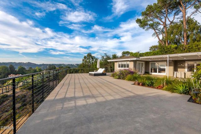 9633 Highridge Drive, Beverly Hills, CA 90210