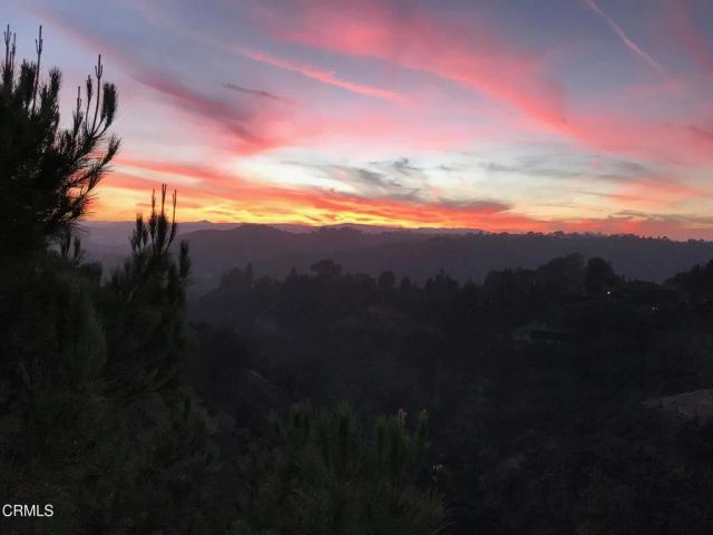 9633 Highridge Drive, Beverly Hills, CA 90210
