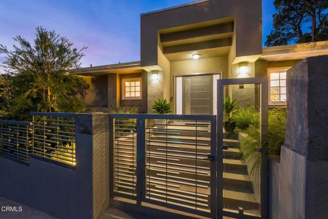 9633 Highridge Drive, Beverly Hills, CA 90210