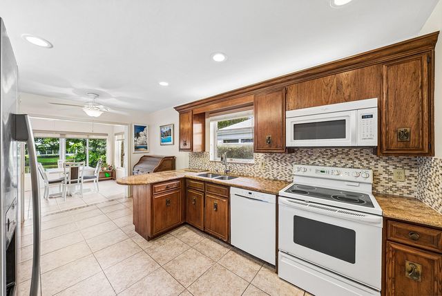 4473 Sanderling Circle E, Boynton Beach, FL 33436