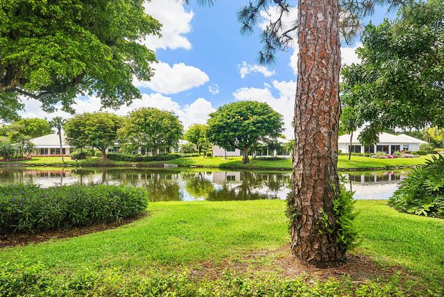 4473 Sanderling Circle E, Boynton Beach, FL 33436