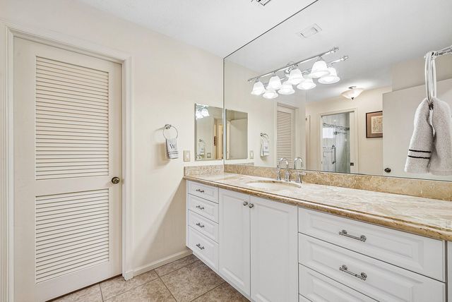 4473 Sanderling Circle E, Boynton Beach, FL 33436