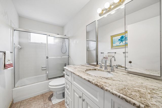 4473 Sanderling Circle E, Boynton Beach, FL 33436