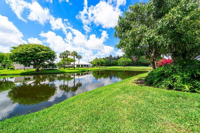 4473 Sanderling Circle E, Boynton Beach, FL 33436
